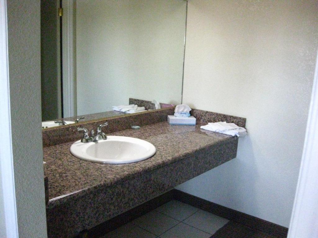 Desert Inn Motel Barstow Habitación foto